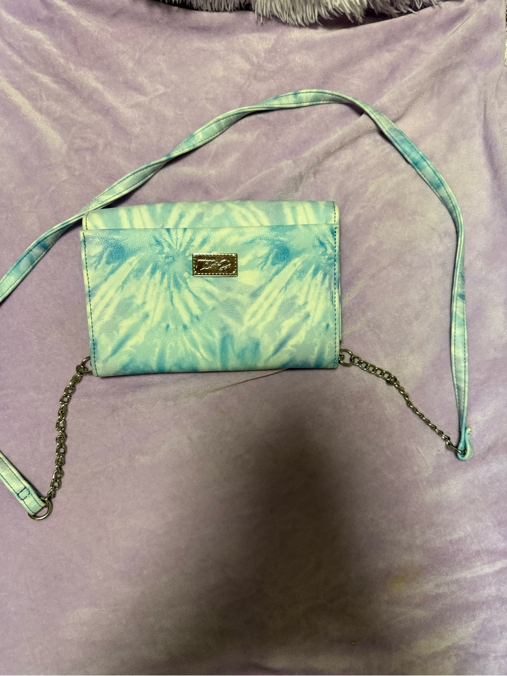 Betsey Johnson Blue Tie Dye Wallet on Chain Crossbody Purse Excellent Condition
